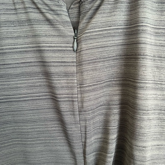 Athleta Swim Shirt Olive Green Short Sleeve - Picture 3 of 8